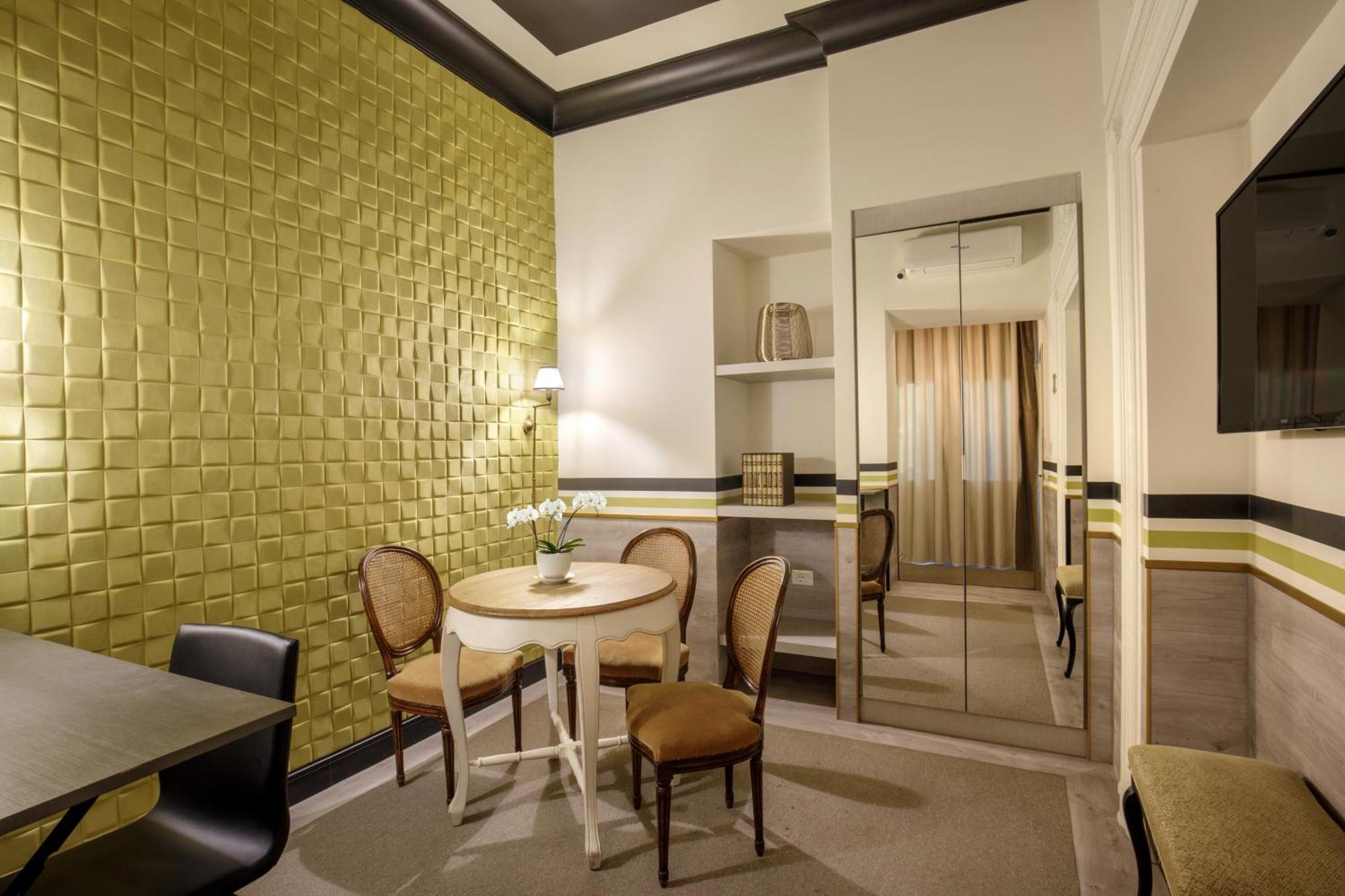Relais Luxury Corso Hotel Rome Exterior photo